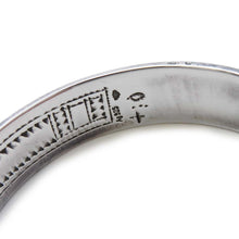 Load image into Gallery viewer, HERMES Touareg Size T5 Sv925 Swift Leather