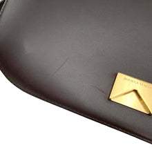 将图像加载到图库查看器中,Bottega Veneta Mount Envelope Shoulder Bag Brown667398 Smooth Calf Leather