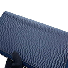 Load image into Gallery viewer, LOUIS VUITTON Zippy Wallet Andigo blueM61873 Epi Leather