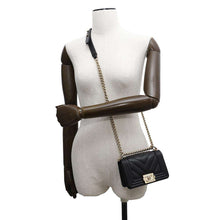 将图像加载到图库查看器中,CHANEL Boy Chanel ChainShoulder BlackA67364 Leather Size Mini