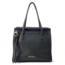 Load image into Gallery viewer, Ferragamo Amy Handbag Black21F478 Leather