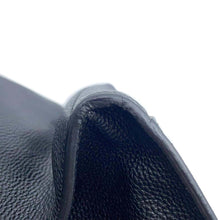 Load image into Gallery viewer, Ferragamo Amy Handbag Black21F478 Leather