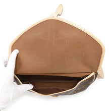 将图像加载到图库查看器中,LOUIS VUITTON Saumur BrownM42256 Monogram Size 30