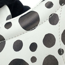Load image into Gallery viewer, LOUIS VUITTON ★Yayoi Kusama Collaboration Time Out Sneakers White/Black1AB9V5 Leather Size 35 1/2
