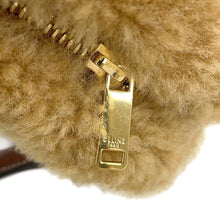 将图像加载到图库查看器中,CELINE Heart 2WAY Shoulder Bag Brown Boa Leather Size Medium