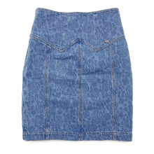 Load image into Gallery viewer, CHANEL CC Logo Camellia Skirt Size 36 BlueP74484 Cotton100%