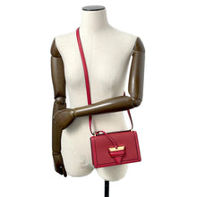 将图像加载到图库查看器中,LOEWE Barcelona Red Leather Size Small