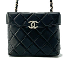 将图像加载到图库查看器中,CHANEL Matelasse Vanity ChainShoulder Bag Black Lambskin