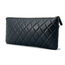 将图像加载到图库查看器中,CHANEL Matelasse Clutch Bag Black Lambskin