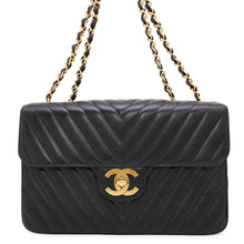 Load image into Gallery viewer, CHANEL V Stitch ChainShoulder Bag BlackA03660 Caviar Leather Size 34