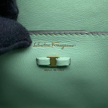 将图像加载到图库查看器中,Ferragamo Vara Ribbon 2way Bag Light Green21 I282 Leather