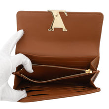 Load image into Gallery viewer, LOUIS VUITTON Portefeuille Capucine Ivory/BrownM80303 Canvas/Calf Leather