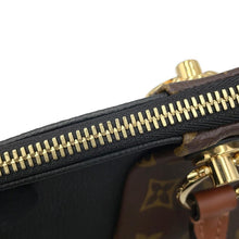 将图像加载到图库查看器中,LOUIS VUITTON V Tote NoirM43976 Monogram Size BB