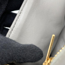 将图像加载到图库查看器中,LOEWE Goya Puffer Shoulder Bag Pearl GreyA896W56X05 Lambskin