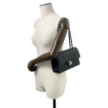 Load image into Gallery viewer, CHANEL Matelasse W Flap ChainShoulder Bag Black Caviar Leather Size 23