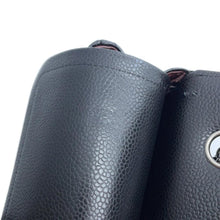 Load image into Gallery viewer, CHANEL Matelasse W Flap ChainShoulder Bag Black Caviar Leather Size 23