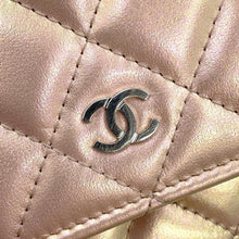 将图像加载到图库查看器中,CHANEL Matelasse Chain wallet MetalicPink Lambskin