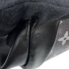 将图像加载到图库查看器中,LOUIS VUITTON Discovery Bumback NoirM44444 Monogram / Galaxy