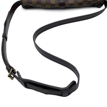 将图像加载到图库查看器中,LOUIS VUITTON Saumur SPO RedN48081 Damier Ebene Canvas Size 30