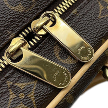 Load image into Gallery viewer, LOUIS VUITTON Manhattan BeigeM40026 Monogram Size PM