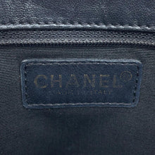 将图像加载到图库查看器中,CHANEL Icon ChainPouch Navy Cotton