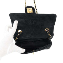 将图像加载到图库查看器中,CHANEL Matelasse Single Flap ChainShoulder Bag Black suede Size 20
