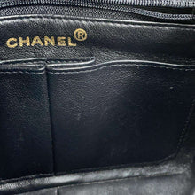 将图像加载到图库查看器中,CHANEL Matelasse Single Flap ChainShoulder Bag Black suede Size 20