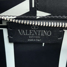 将图像加载到图库查看器中,Valentino Garavani VLTN logo Times belt bag BlackVY2B0719GTC Leather