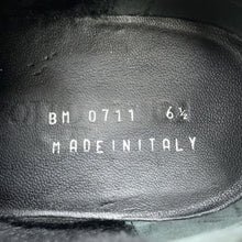 Load image into Gallery viewer, LOUIS VUITTON Tibetan line 2way lace-up boots Black Damier Infini Leather Fur Size 6 1/2