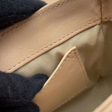 Load image into Gallery viewer, Chloe Chloe C 2WAYBag Jasmin FlowerCHC19WS193B836H6 Embossed Leather