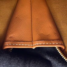 将图像加载到图库查看器中,CELINE ★Triomphe cosmetic pouch White4M1622CZJ PVC Coated Canvas Leather Size Small