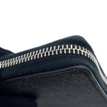 Load image into Gallery viewer, GUCCI Eagle GG Supreme Zip Around Wallet Black451273 GG SupremeCanvas