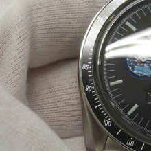 Load image into Gallery viewer, OMEGA Speedmaster Professional Snoopy Award Limited to 5441 pieces W42mm Stainless Steel Black Dial3578.51