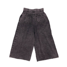Load image into Gallery viewer, CHANEL Wide denim pants Size 40 Pink/GrayP73404 Cotton100% Faux Pearl