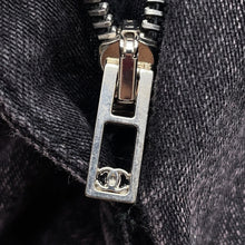 Load image into Gallery viewer, CHANEL ★Wide Denim Pants Size 40 Pink/GrayP73404 Cotton100% Faux Pearl