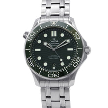 将图像加载到图库查看器中,OMEGA Seamaster Diver300M W42mm Stainless Steel Green Dial210.30.42.20.10.001
