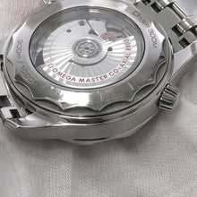 将图像加载到图库查看器中,OMEGA Seamaster Diver300M W42mm Stainless Steel Green Dial210.30.42.20.10.001