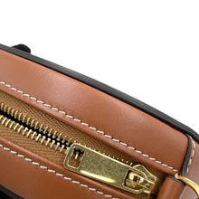 将图像加载到图库查看器中,CELINE Cuir Triomphe Oval Purse Shoulder Brown10I703DPQ Leather