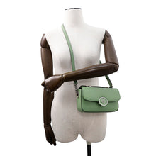 将图像加载到图库查看器中,GUCCI PETITE GG Green739722 Leather Size Mini