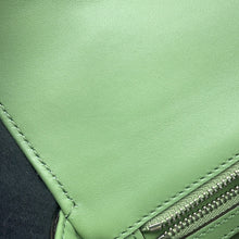 Load image into Gallery viewer, GUCCI ★PETITE GG Green739722 Leather Size Mini