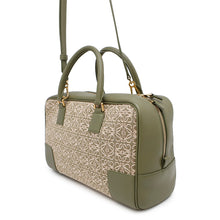 将图像加载到图库查看器中,LOEWE Amazonas GreenA039N08X02 Canvas Leather Size 28