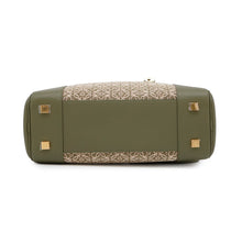 将图像加载到图库查看器中,LOEWE Amazonas GreenA039N08X02 Canvas Leather Size 28