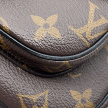 将图像加载到图库查看器中,LOUIS VUITTON Passy RedM45592 Monogram