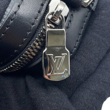 Load image into Gallery viewer, LOUIS VUITTON ★Trio Messenger NoirM69443 Monogram Eclipse Monogram Eclipse Reverse