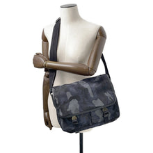 将图像加载到图库查看器中,PRADA ★Messenger bag Navy/BlackVA0768 Nylon Leather