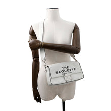 将图像加载到图库查看器中,FENDI Marc Jacobs collaboration Mamma Bucket White8BR600 Leather
