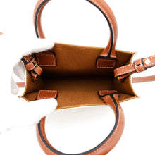 将图像加载到图库查看器中,CELINE Triomphe Vertical Cabas White194372BZK.01BC PVC Leather Size Mini