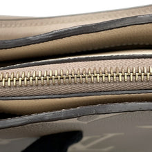 Load image into Gallery viewer, LOUIS VUITTON Petit Palais Tourterelle ClaimsM58914 Bicolor Monogram Empreinte Leather Size PM