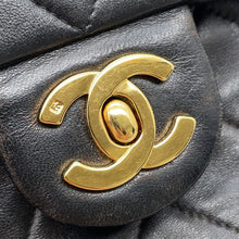 Load image into Gallery viewer, CHANEL Mini Matelasse ChainShoulder Bag Black Lambskin Size 18