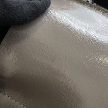将图像加载到图库查看器中,BURBERRY Soft Banner 2WAYBag Gray Leather